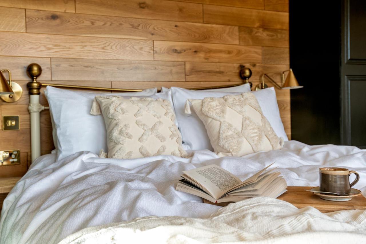 Alba - Charming Boutique Forest View Cabin With Hot Tub In Ballater Exterior photo