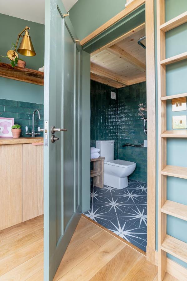 Alba - Charming Boutique Forest View Cabin With Hot Tub In Ballater Exterior photo